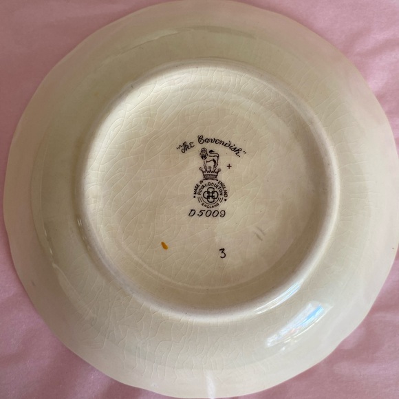 Vtg Set of 2 Royal Doulton Fine Bone China “The Cavendish” Small Dessert Dishes - Picture 8 of 8